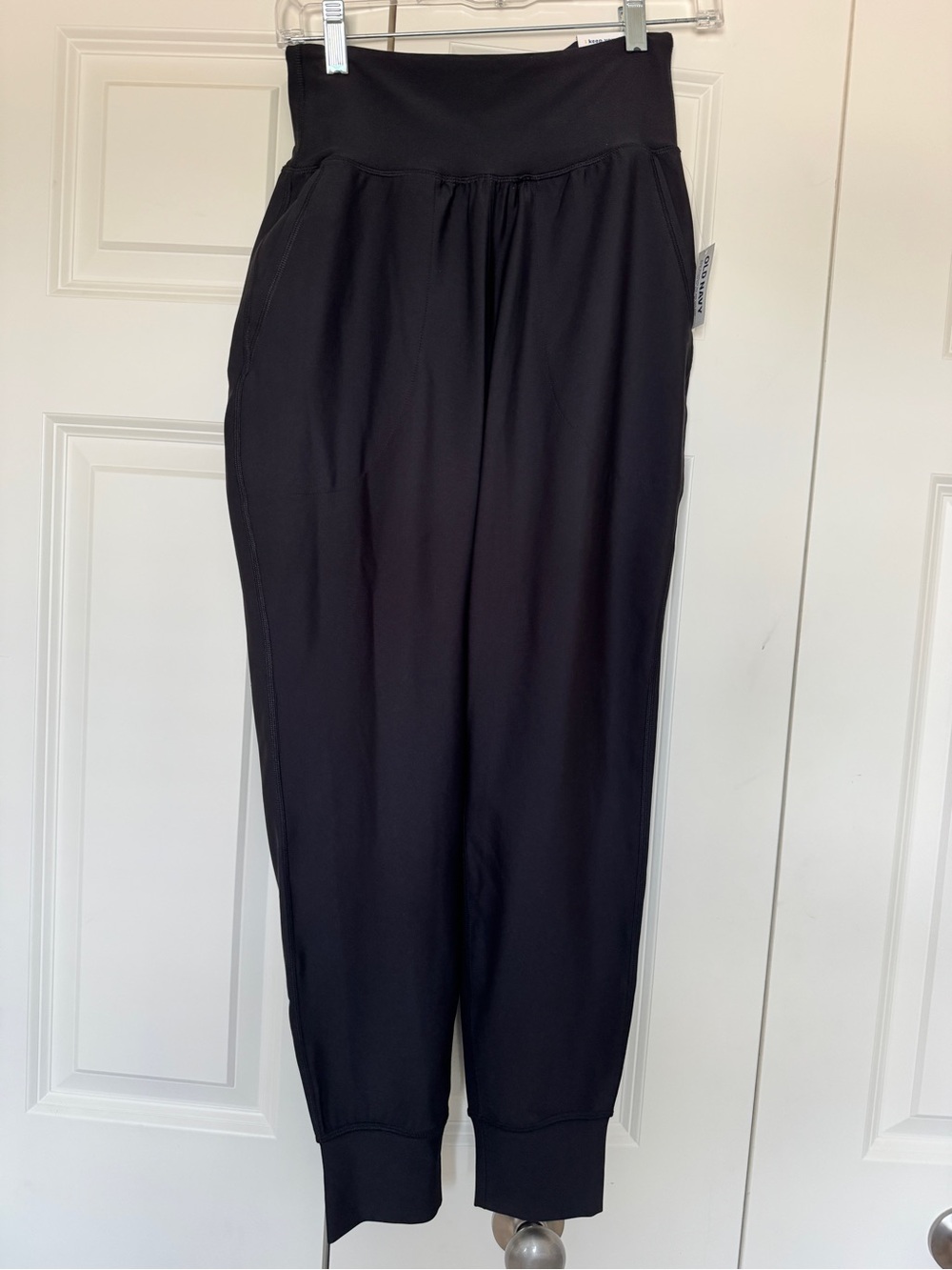 Old Navy Women’s Joggers Black Jogger Pants